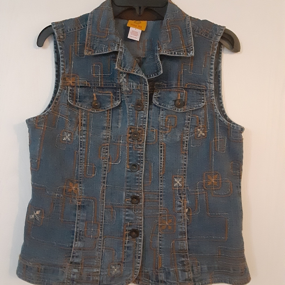 Ruby Rd. Retro Jean Vest sz 8 - Picture 2 of 7
